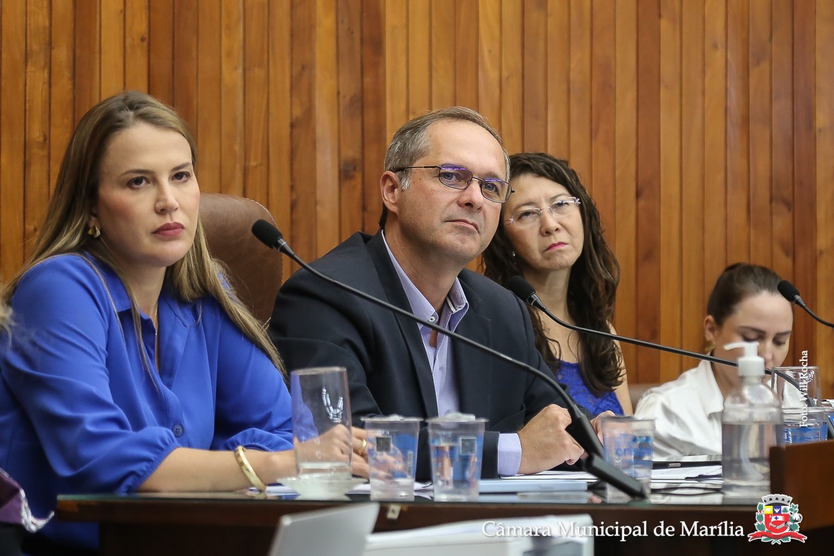 Danilo da Saúde presidiu a audiência, que contou com a participação da secretária municipal da Saúde, a médica Paloma Libanio