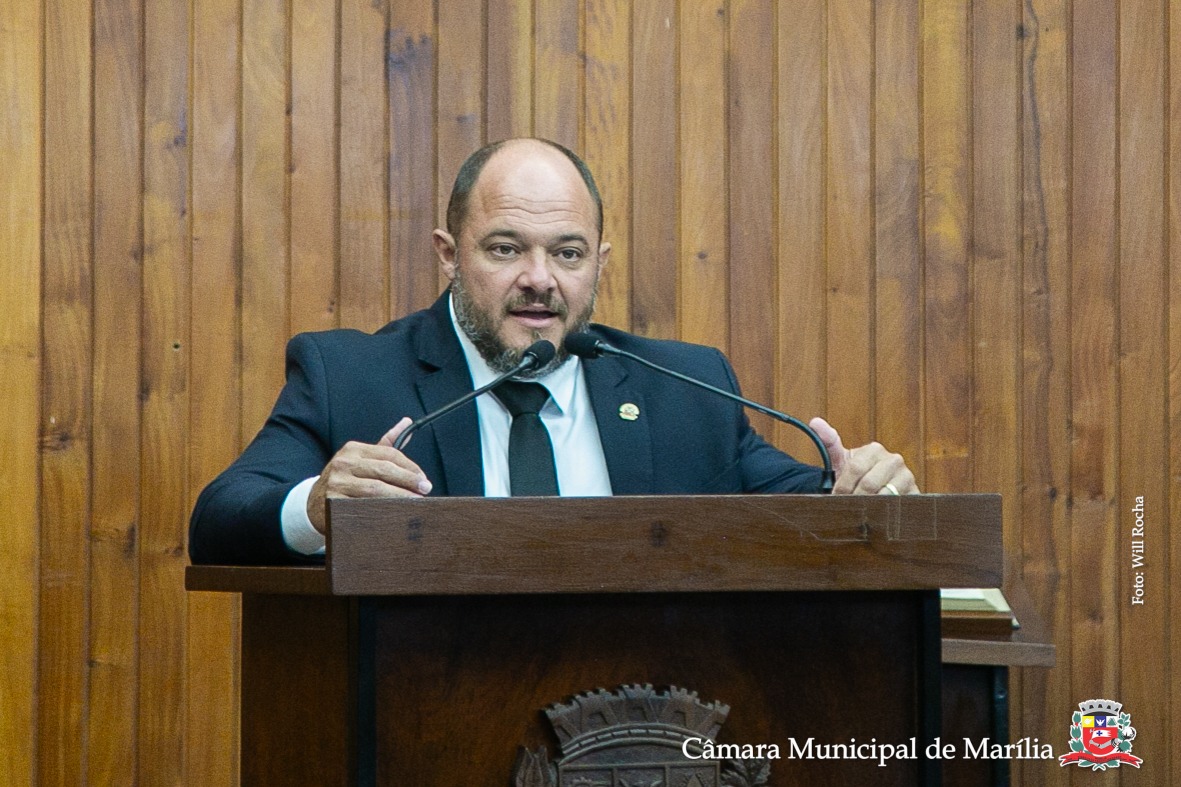 Vereador Wellington Corredato/Batata (PP) é o autor da homenagem ao ex-jogador mariliense Guilherme Alves (Foto: Will Rocha)