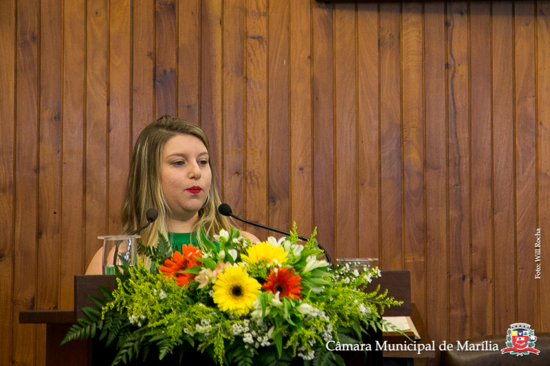 A representante do Distrito 4510 do Rotary Internacional, Flávia Serrão, também recebeu um diploma comemorativo e usou a tribuna para homenagear o Rotaract