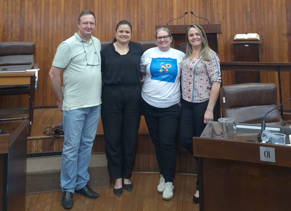 Vereadora Vânia Ramos apresentou projeto de lei que foi aprovado por unanimidade na última sessão ordinária (Foto: Divulgação)