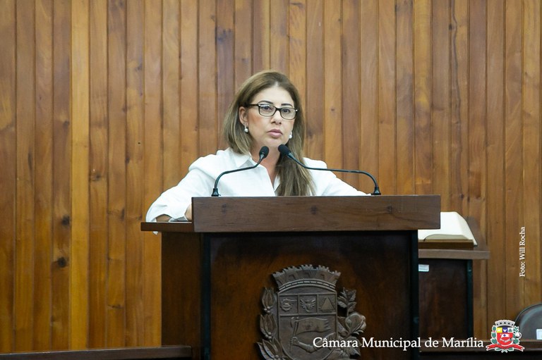 Aprovado projeto da vereadora Professora Daniela que cria data para conscientização sobre climatério