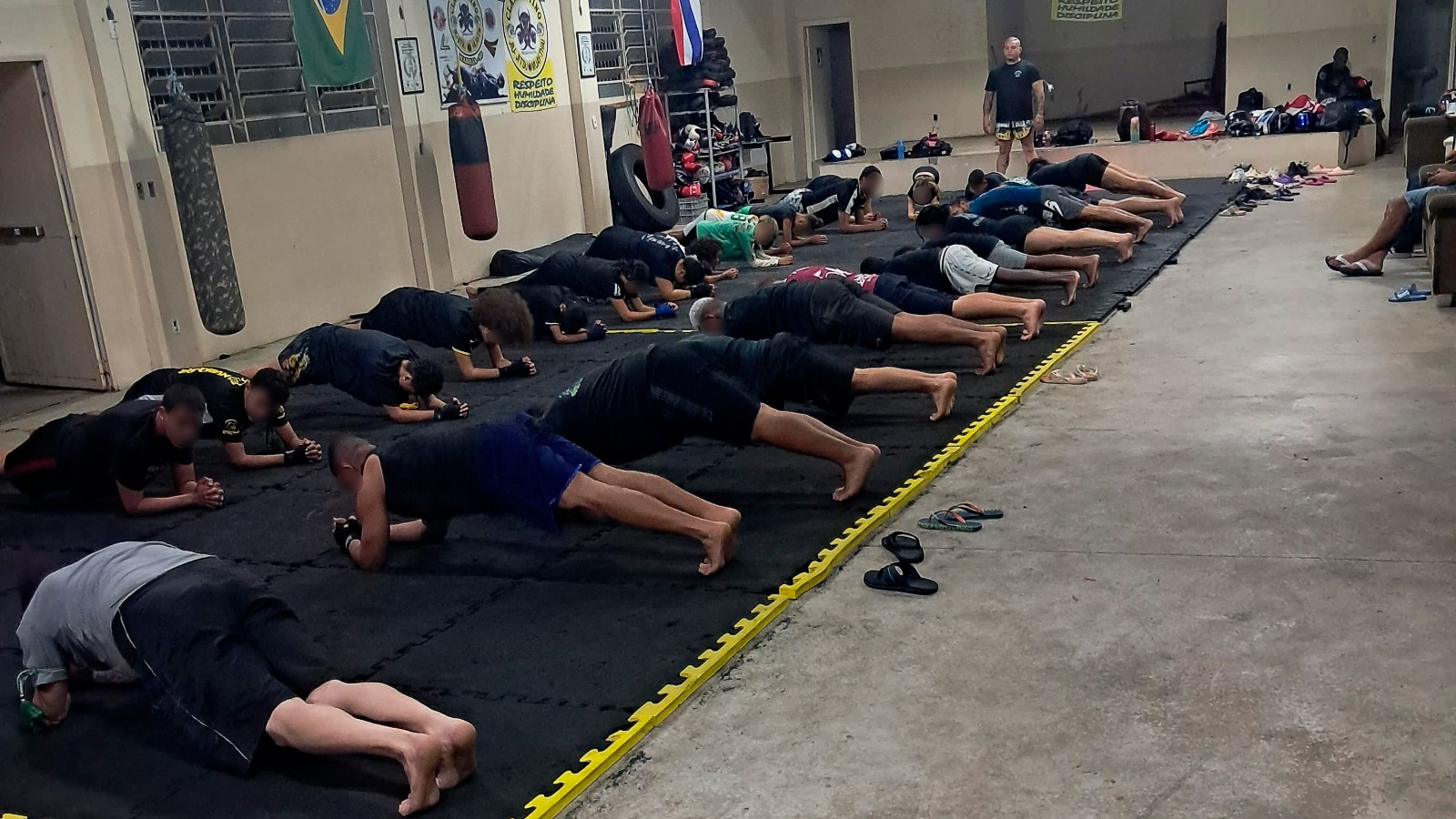 Atividade no Centro Comunitário do Castelo Branco; melhorias são solicitadas pelo vereador Guilherme Burcão