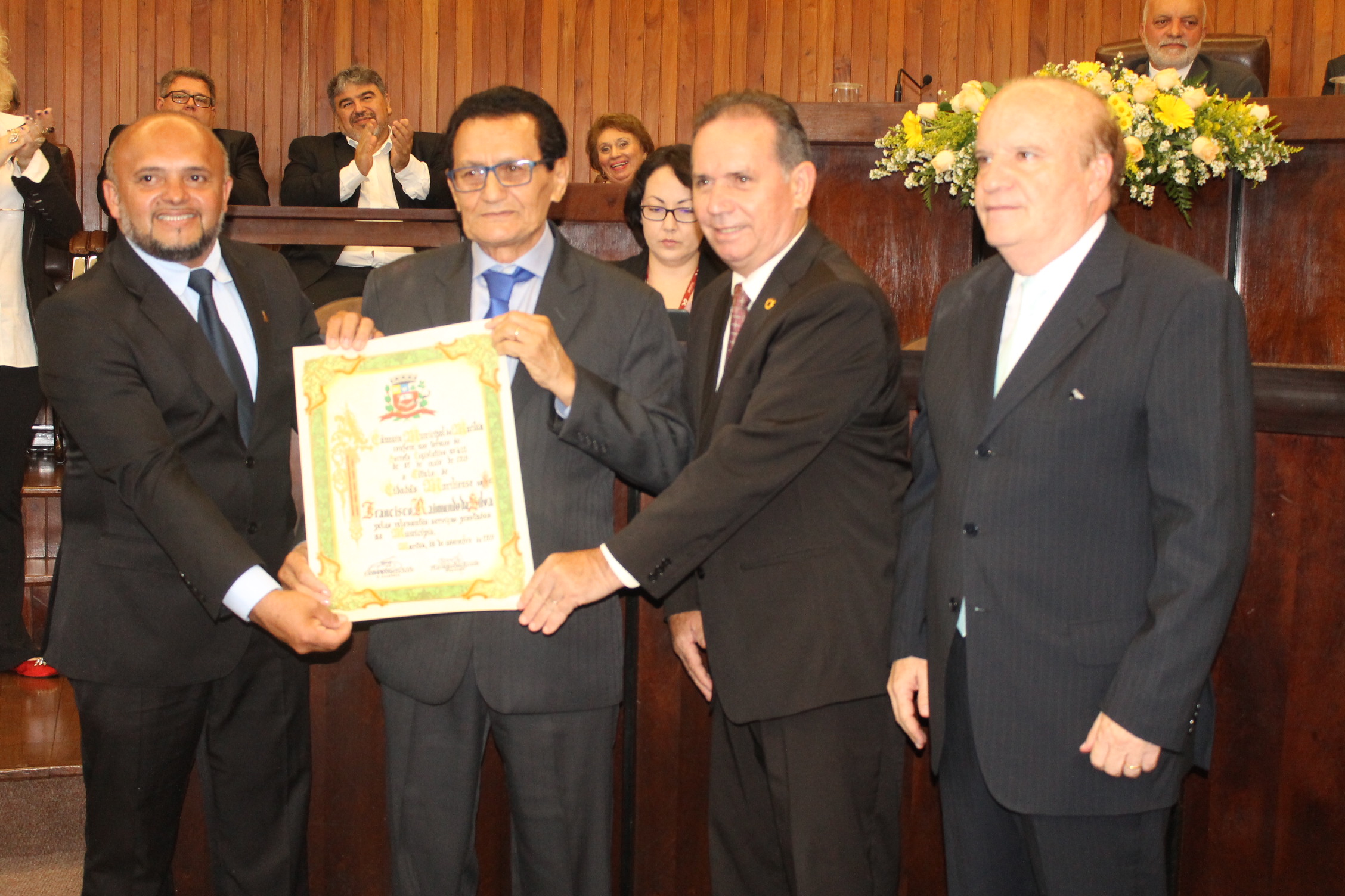 Câmara de Marília entrega título de Cidadão Mariliense ao empresário Francisco da Silva