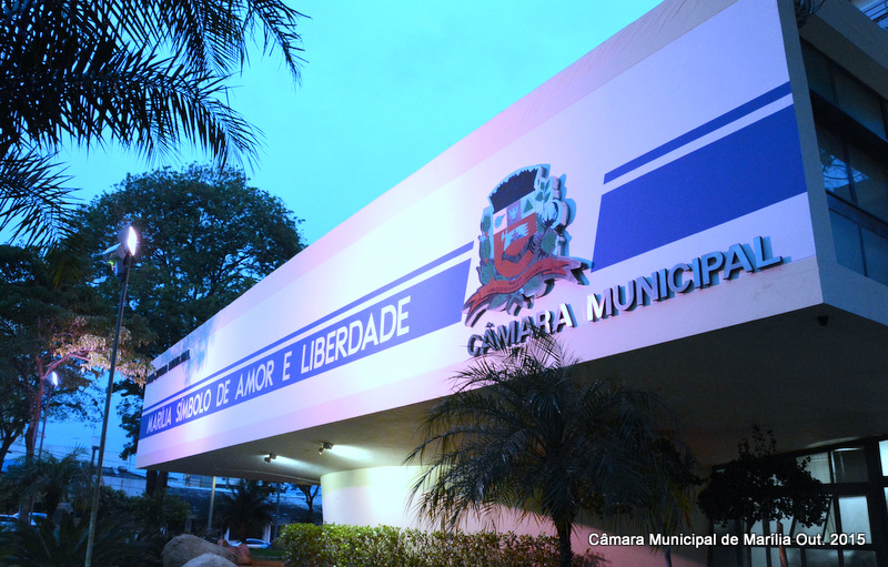 Câmara de Marília entrega título de Cidadão Mariliense ao médico Dr. Hamilton Cerântola