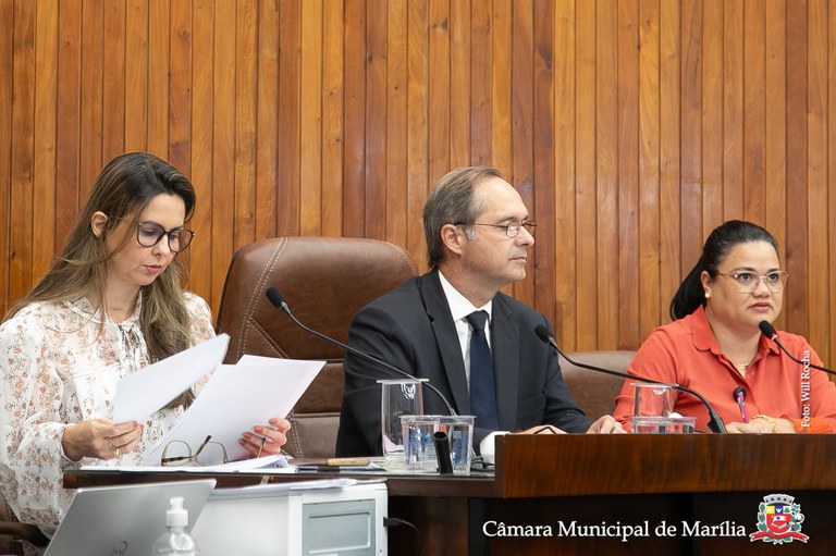 Câmara de Marília vota prorrogação do Plano Municipal de Educação e mais cinco matérias