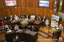 Câmara enaltece contribuição do colégio Bezerra de Menezes para formação de gerações de marilienses Câmara enaltece contribuição do colégio Bezerra de Menezes para formação de gerações de marilienses