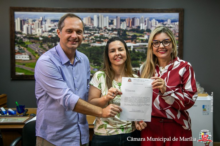 Câmara faz doação de mesa de som para a Secretaria Municipal da Cultura