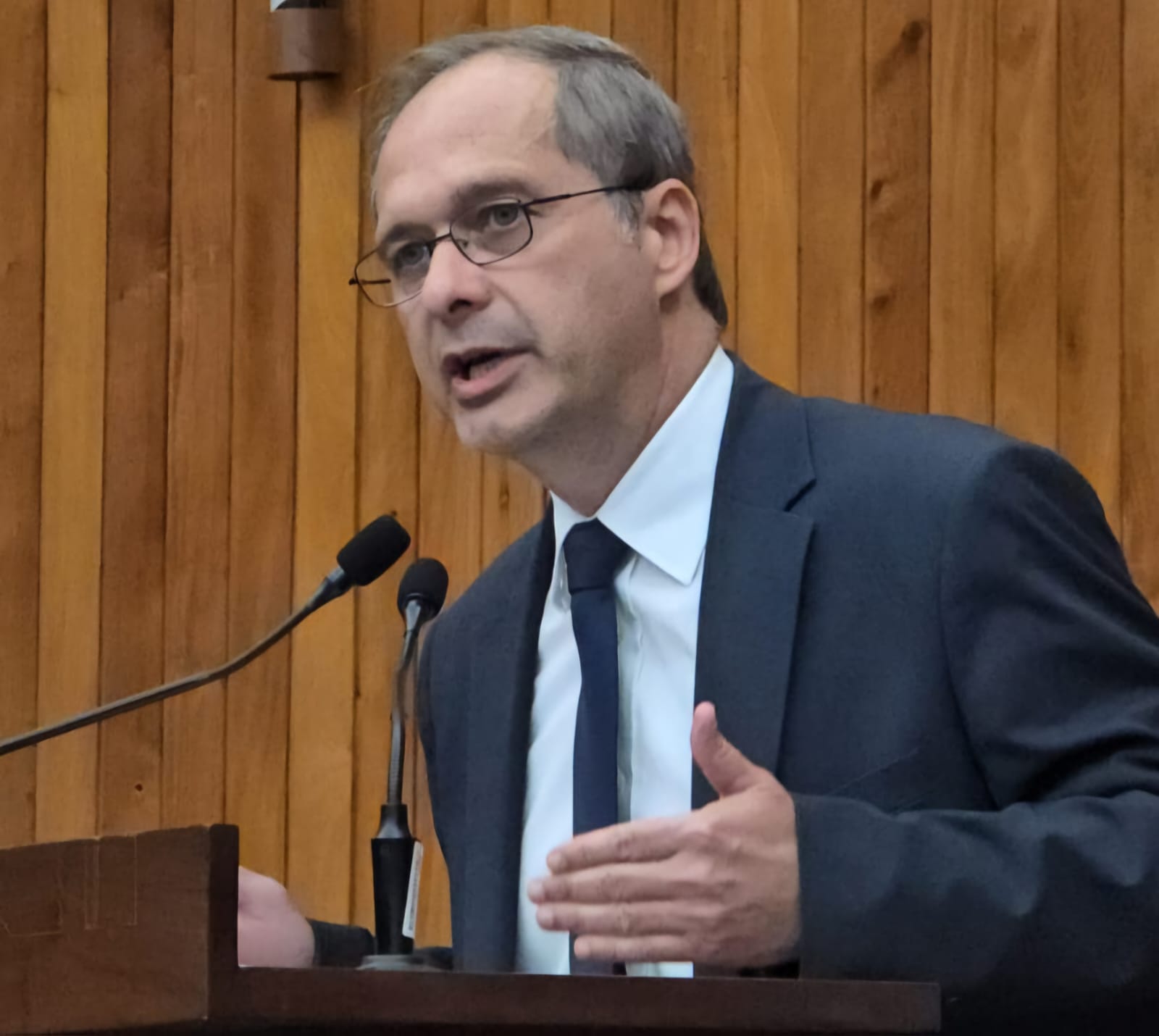 Câmara tem audiência que debate a violência contra profissionais da enfermagem