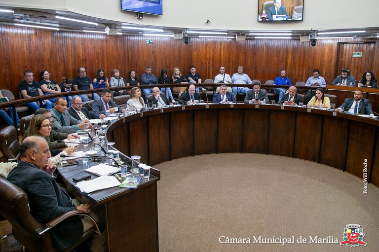 Câmara vota projeto que visa conscientização sobre esclerose múltipla e mais cinco propostas