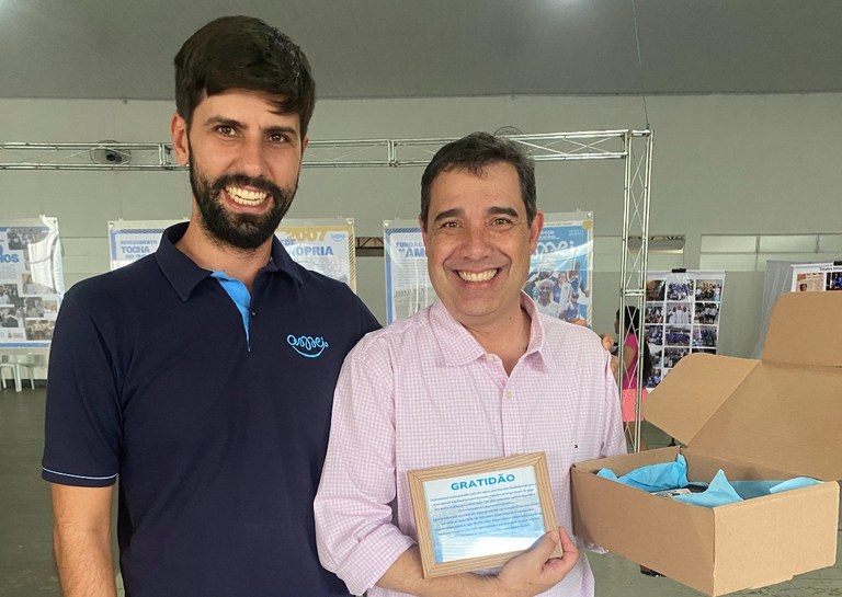 Galdino prestigia comemoração dos 22 anos da AMEI e reforça compromisso com instituição