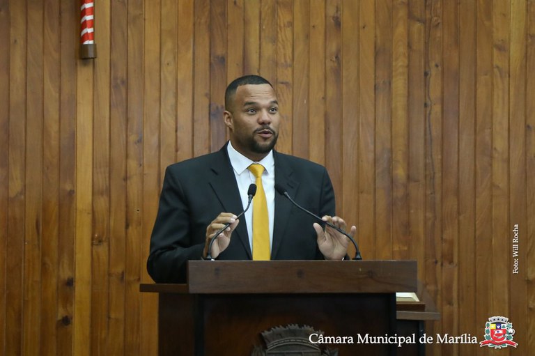 Guilherme Burcão cobra prazo para conserto ou troca de gerador do ginásio ‘Neusa Galetti’