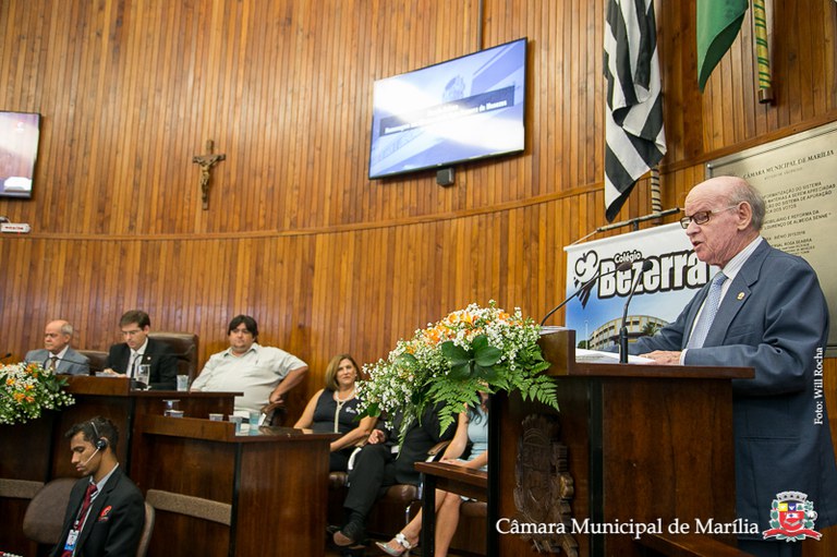 Coraíni, narrou a trajetória da instituição de ensino ao utilizar a tribuna em nome dos vereadores