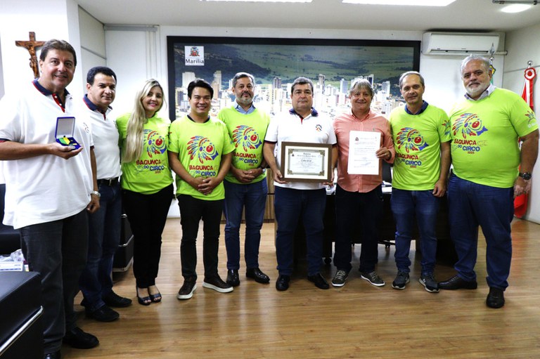 Integrantes da chácara ‘O Circo’ recebem homenagem da Câmara ao cacique Valdyr Cézar