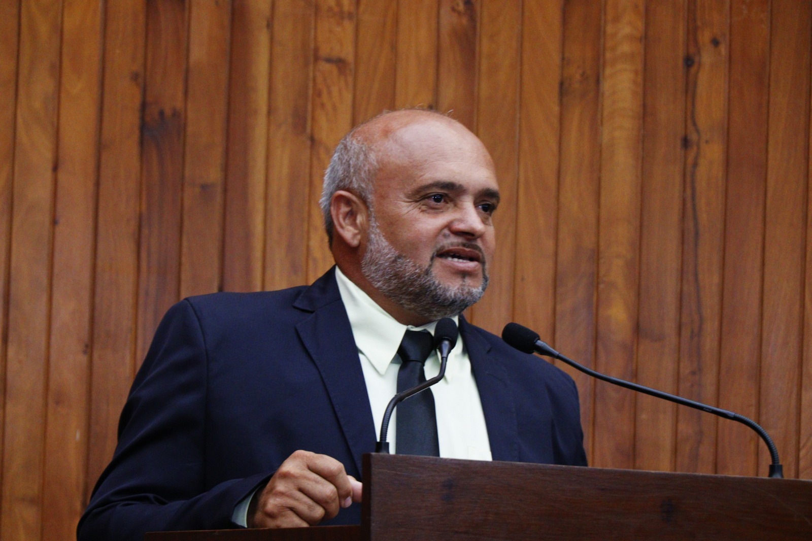 João do Bar manifesta preocupação com barulho excessivo de motocicletas e bicicletas motorizadas 