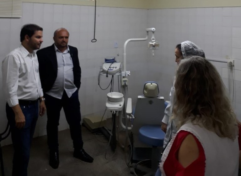 João do Bar visita a UBS do Jardim Santa Antonieta com o secretário Ricardo Mustafá