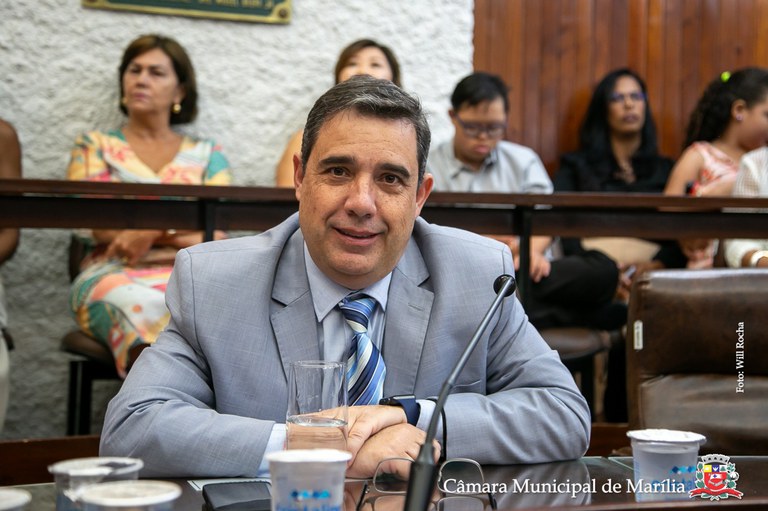Marília é a 1ª do país a tornar obrigatório o Orçamento Cidadão, projeto de lei do Professor Galdino da Unimar