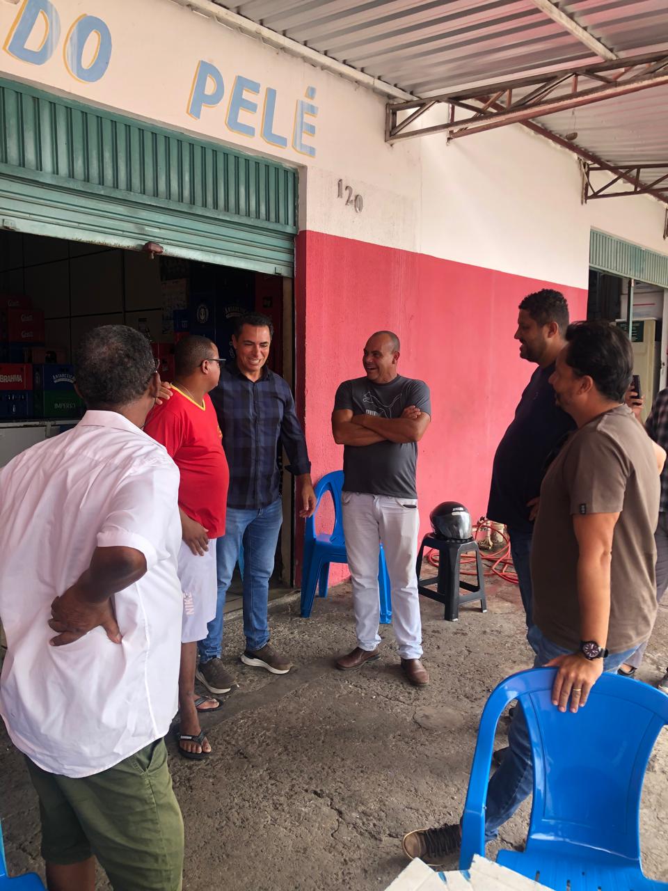 Mauro Cruz esteve em bairros da região Norte; população solicita melhorias viárias (Foto: Divulgação/Câmara)