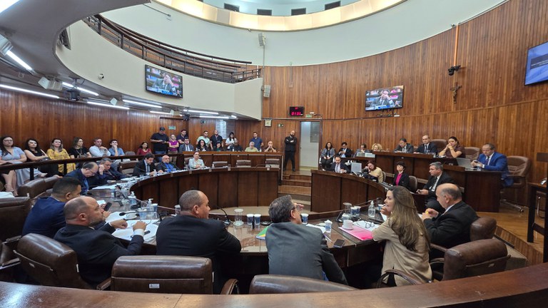 Número de emendas ao Projeto de Lei do Orçamento do Município em 2026 bate recorde