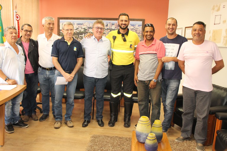 Presidente Marcos Rezende e representantes dos taxistas se reúnem com coordenação da Emdurb