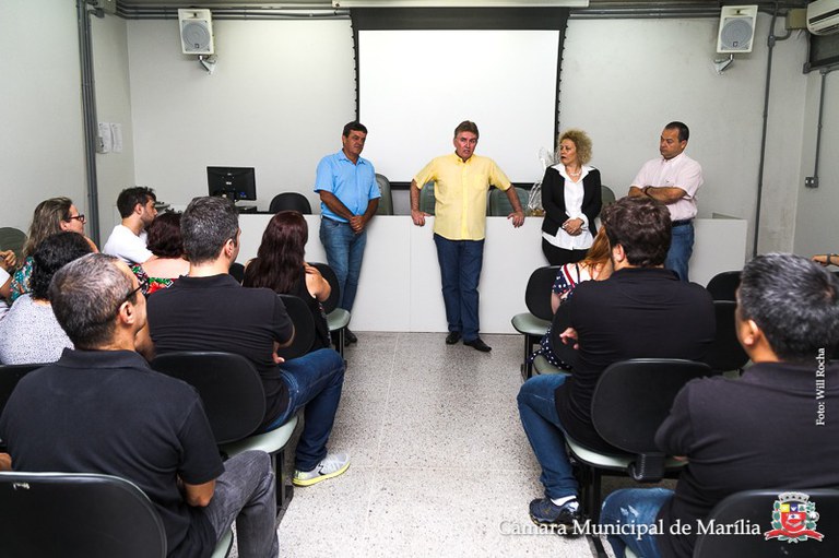 Presidente Marcos Rezende recepciona os servidores e realiza 1ª reunião de trabalho