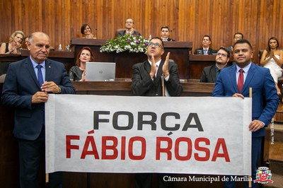 Momento de união pela recuperação do jornalista Fábio Rosa