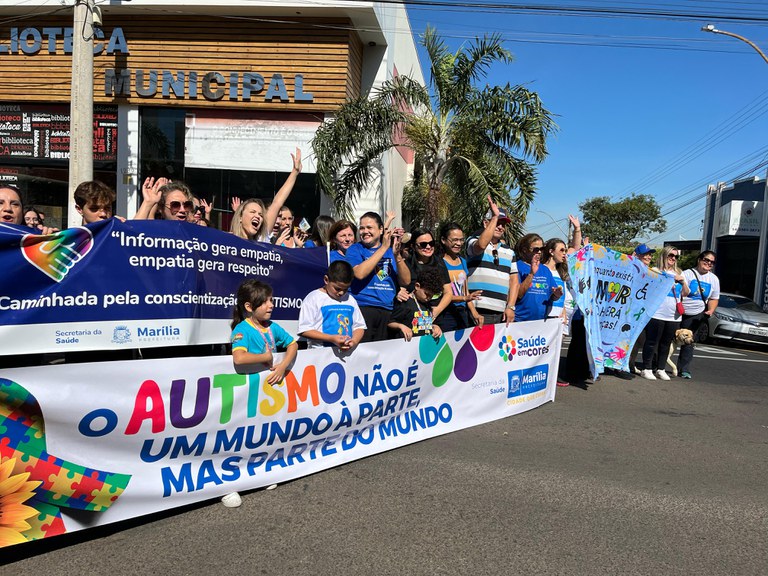 Terceira edição da ‘Caminhada pela Conscientização do Autismo’ tem grande adesão