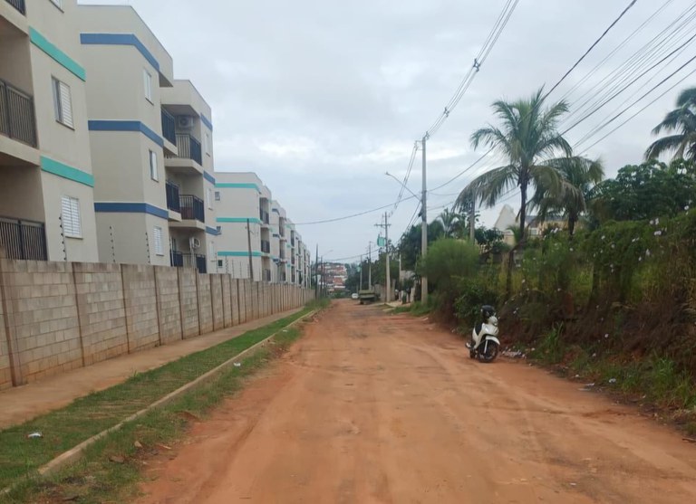 Vereador João do Bar cobra Prefeitura por pavimentação na rua Benedito Setembrino Adão 