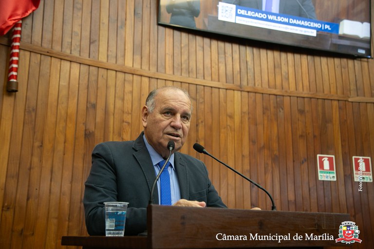 Vereador Delegado Wilson Damasceno solicita implantação de sonorizadores para segurança no trânsito