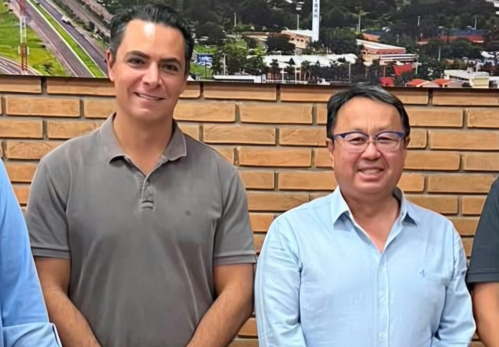 Vereador Elio Ajeka pede que recolhimento de veículos abandonados nas vias seja intensificado
