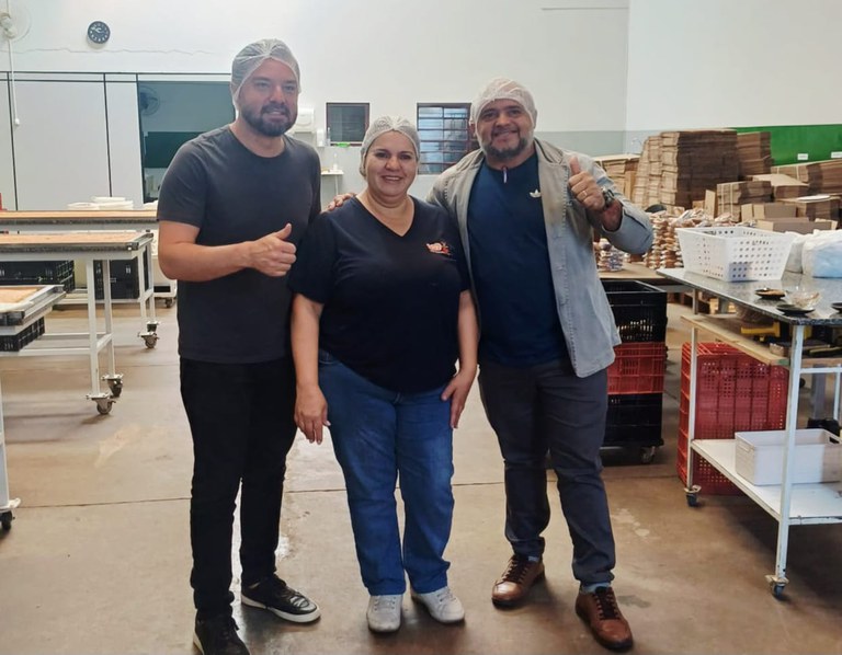 Vereador João do Bar faz visita técnica a pequenas fábricas e reforça importância de apoiar empreendedores 