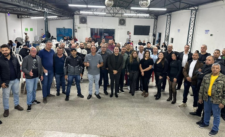 Vereador Mauro Cruz participa de confraternização dos vigilantes e garante emenda de R$ 200 mil