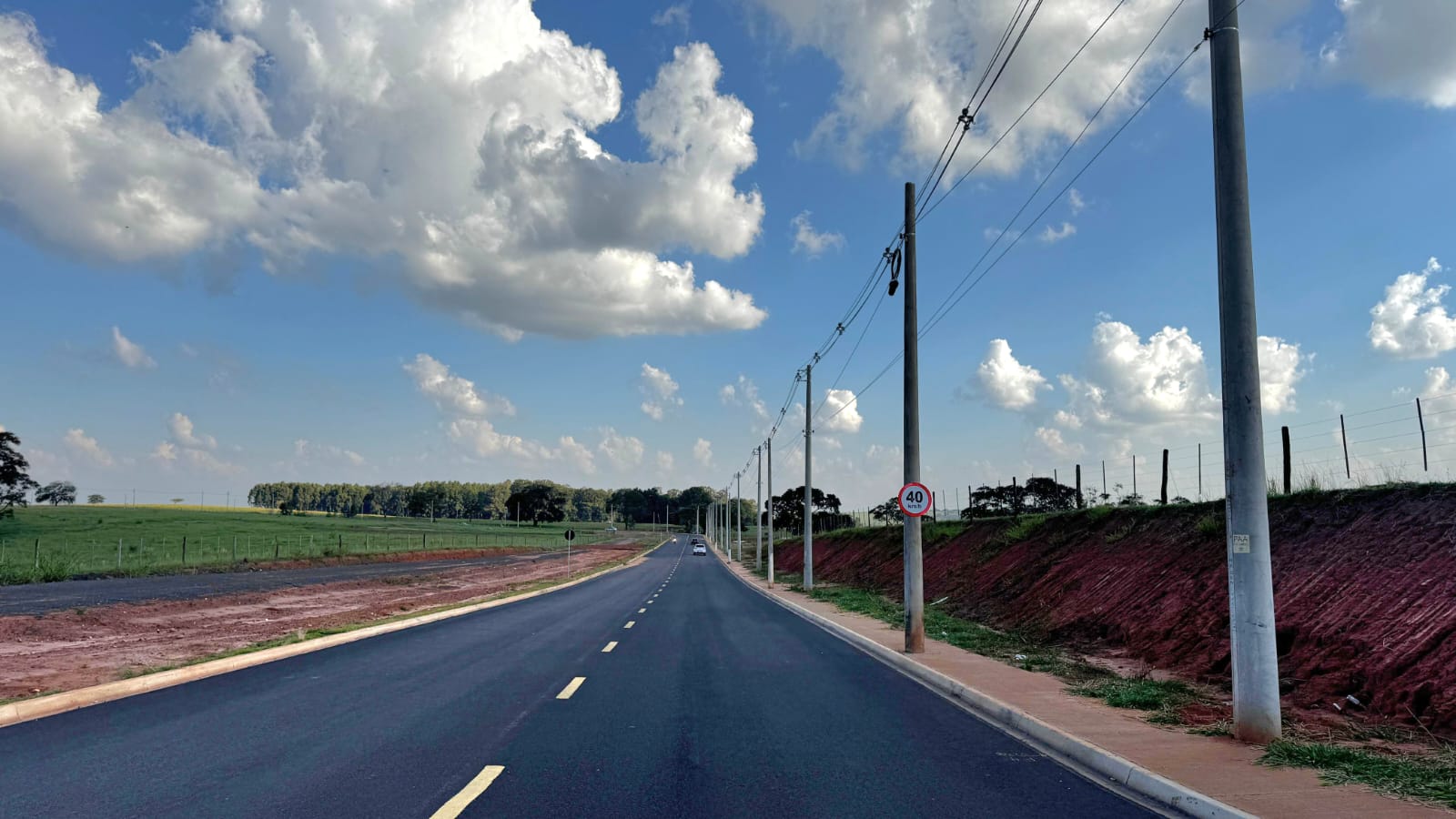 Vereador Thiaguinho solicita a iluminação da avenida Luiz Toffoli