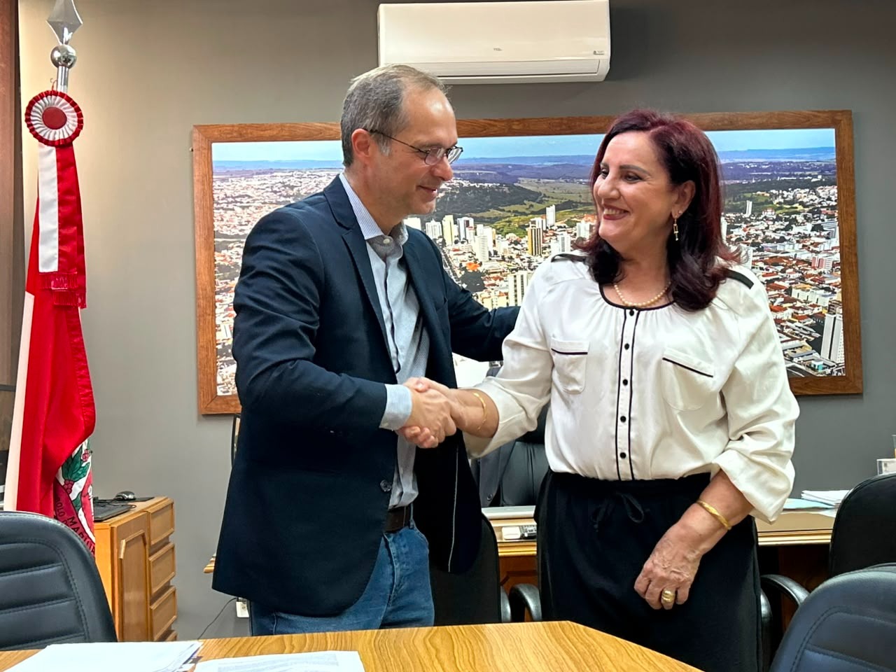 Vereadora Delegada Rossana Camacho retorna ao mandato na Câmara de Marília 