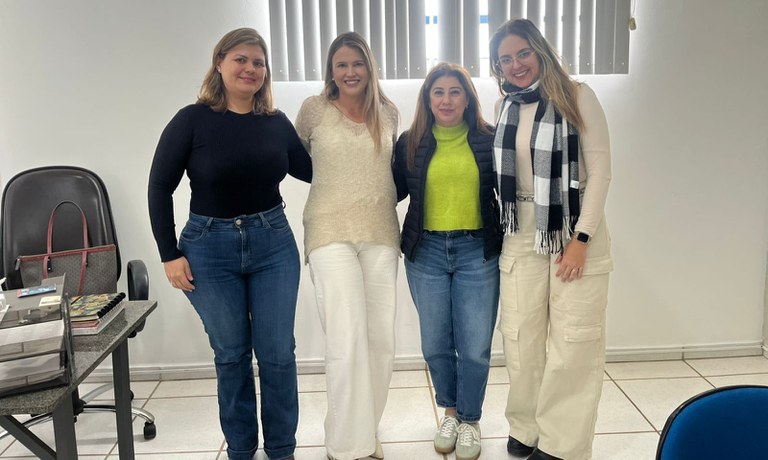 Vereadora Professora Daniela mobiliza frente de trabalho para sensibilização sobre diabetes tipo 1