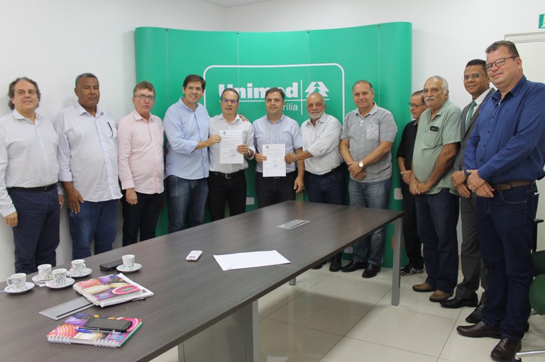 Vereadores anunciam títulos aos irmãos médicos radiologistas Cleber Gustavo e Alex Baldelin