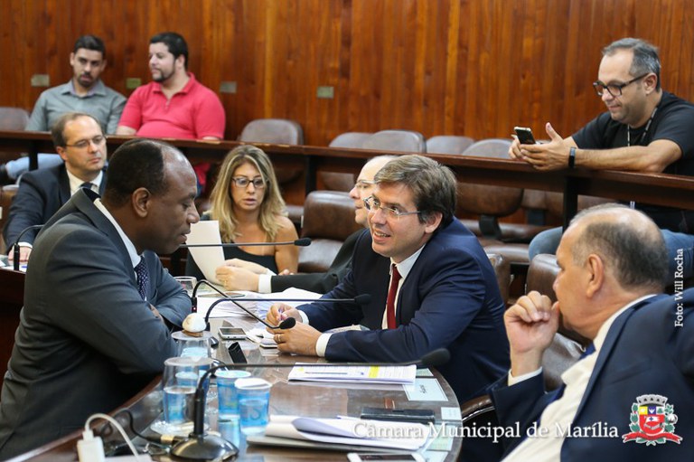 Vereadores aprovam 4 Projetos de Lei após duas discussões e uma matéria após primeira discussão