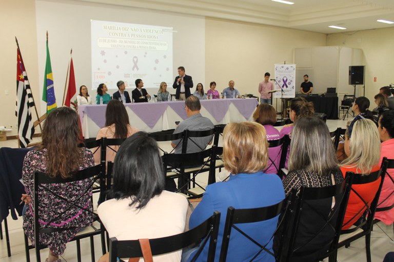 Vereadores participam de encontro sobre prevenção da violência contra na 3ª Idade