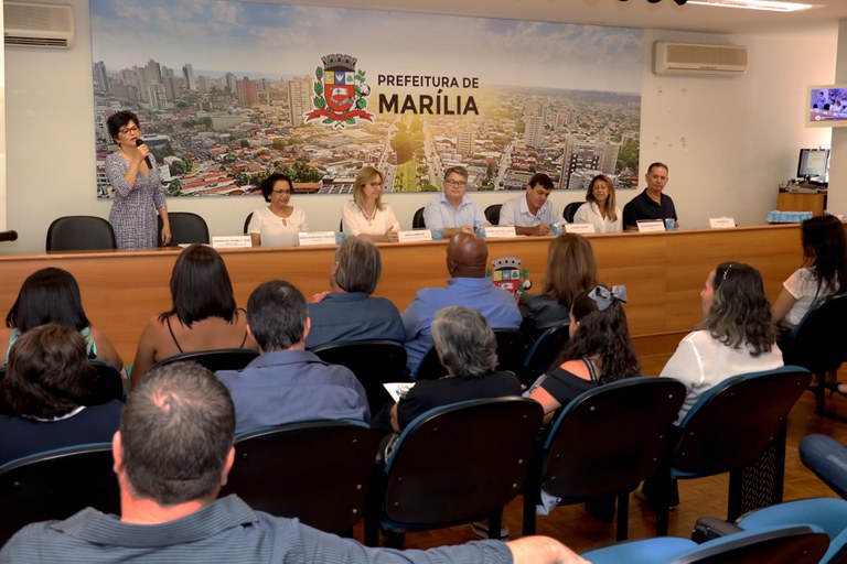 Vereadores prestigiam a posse dos novos conselheiros tutelares de Marília nesta 5ª 