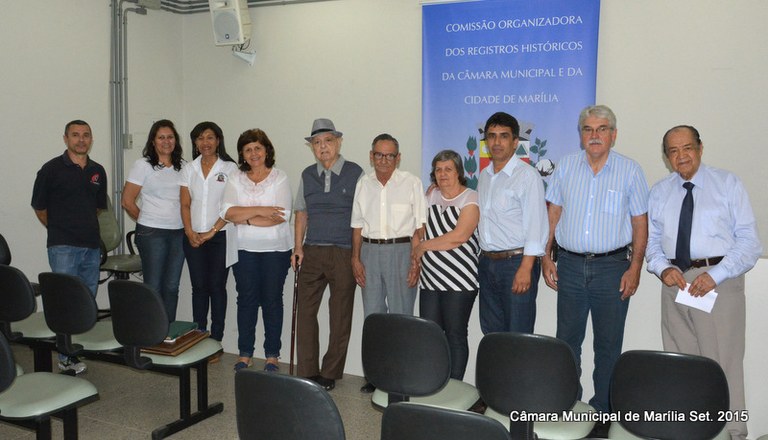 Comissão dos Registros Históricos da Câmara de Marília grava depoimento de mecânico mariliense